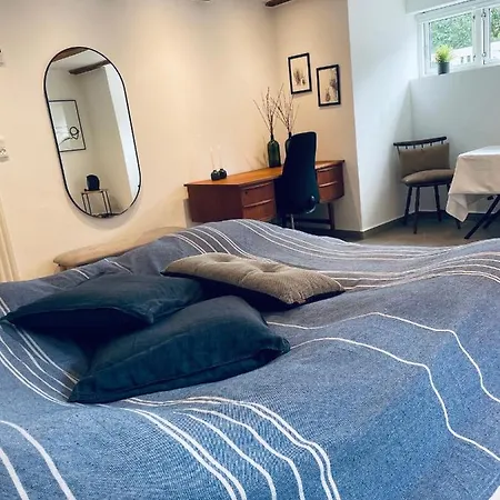 - * Svendborg